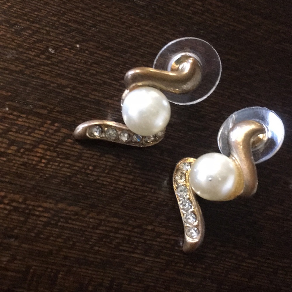 Earring bundle - Picture 3 of 3